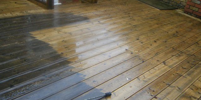 Decking-cleaning-services