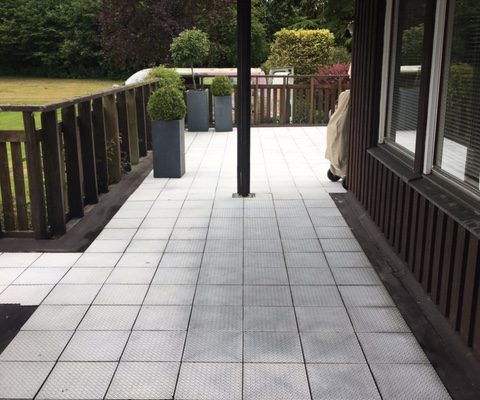 Patio-cleaning-services