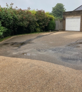 resin-driveway-cleaning